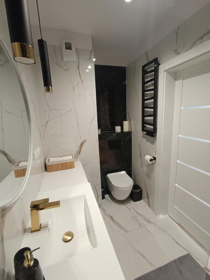 Apartament Nr15 Z Parkingiem Podziemnym Torun Luaran gambar